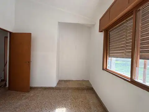 Casa en alquiler de 3 dormitorios en Roldán