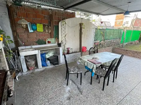 Casa en Venta en Berazategui, USD 85.000