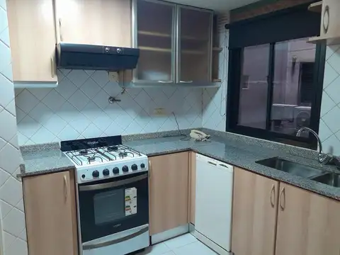 Departamento en Alquiler con 1 cocheras