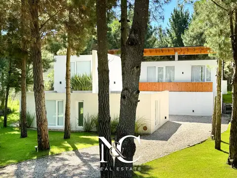 Casa en Alquiler de 4 dormitorios