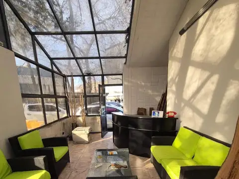 Galpon en Venta 27  mts Frente