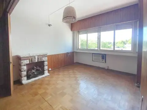 Departamento 5 ambientes con 1 baño
