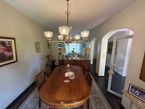 Casa 4 ambientes con 3 baños