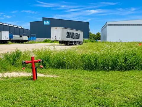 OPORTUNIDAD VENTA PARQUE INDUSTRIAL MORENO ESCUCHA OFERTAS