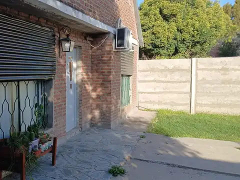 LOTE EN VENTA 141 E/ 521 y 522