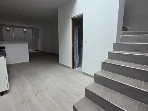 Depto Tipo Casa en Alquiler en Villa Urquiza, $ 1.300.000
