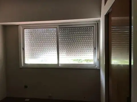 Casa - Venta - Argentina, José C Paz - Presidente Rivadavia 800