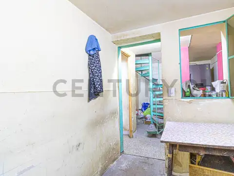 Local en Venta 68 años
