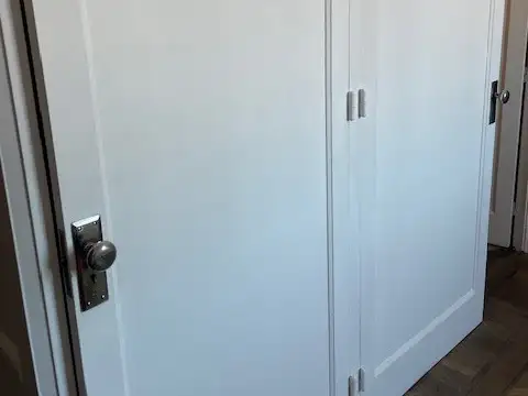 oficina/consultorio 1 amb OBELISCO - c/baño -  tiempo total o parcial (consultar)