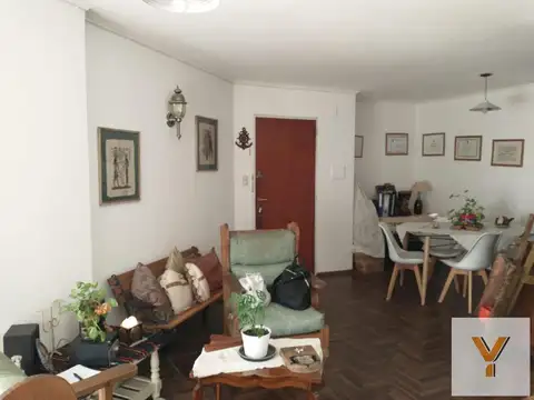 Obispo Salguero y Boulevard Presidente Arturo Umberto Illia