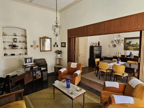 Sarmiento 530 , Piso 0