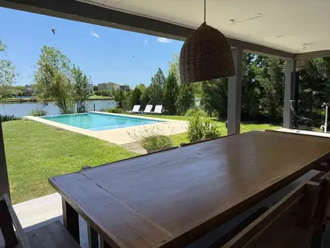 Vende Casa 5 amb a laguna y piscina - Canton Islas