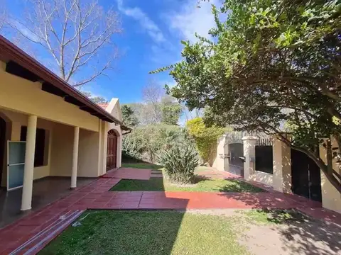 Importante Propiedad en Alquiler, Santo, Tomé