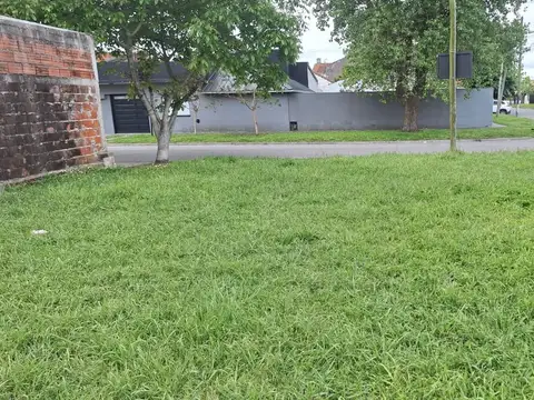 OPORTUNIDAD LOTE EN ESQUINA GRECIA 1100 ESQUINA BALCARCE