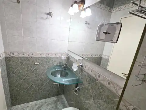 DEPARTAMENTO PISO 3 DORM 2 BAÑOS