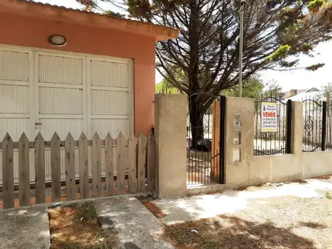 Calle 17 entre 40 y 42 1800