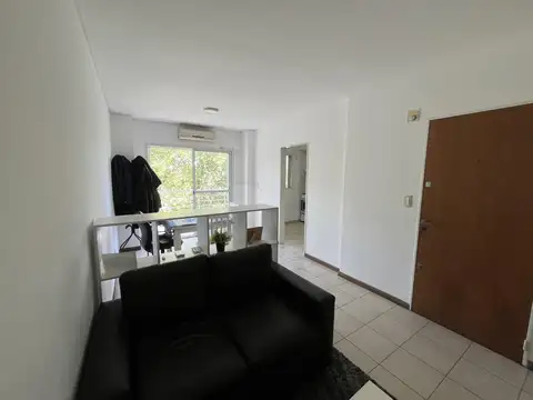 VENTA - Departamento 2 dormitorios con cochera - Lourdes