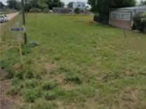 Terreno en Venta 30  mts Fondo