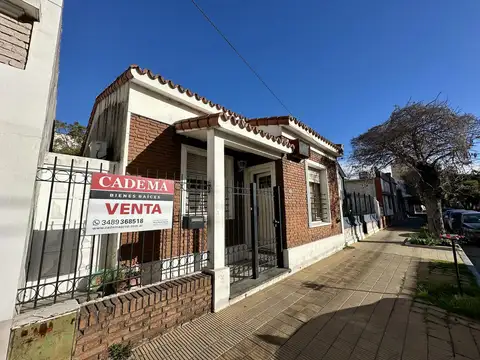 Casa en Venta en Centro  - Zárate, USD 86.000