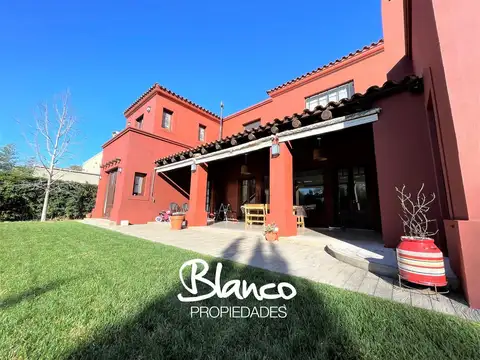 Casa en Venta de 5 dormitorios