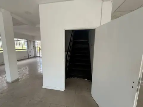 ALQUILER LOCAL COMERCIAL MUNRO