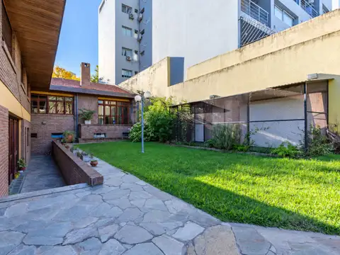 Casa 4 ambientes con 4 baños