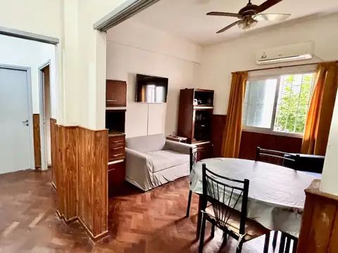 Venta 2 ambientes y 1/2 Patio Villa del Parque PB