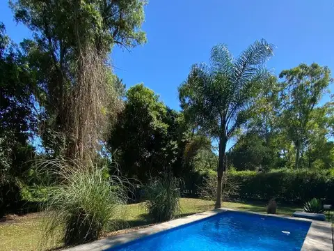 Quinta en Venta de 2 dormitorios