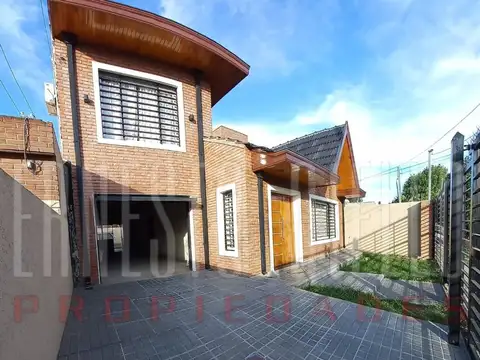 Casa en Venta en Guillermo E Hudson, USD 135.000