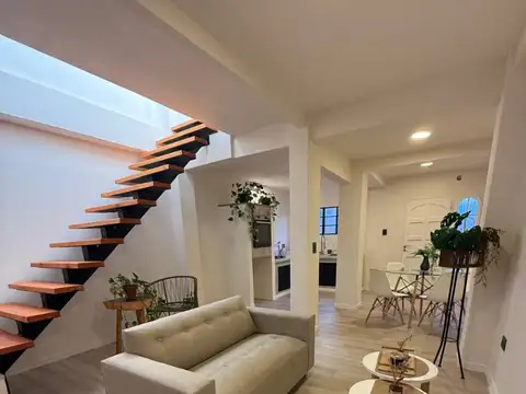 Depto Tipo Casa en Venta de 2 dormitorios