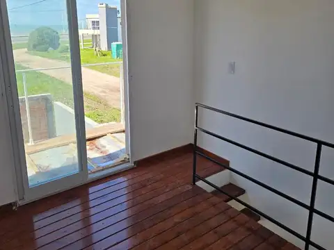 Depto Tipo Casa en Venta de 2 ambientes