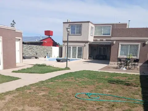 Avenida Champagnat 100