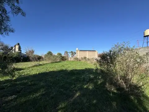 Terreno en Barrio Las Palmeras - Roldan