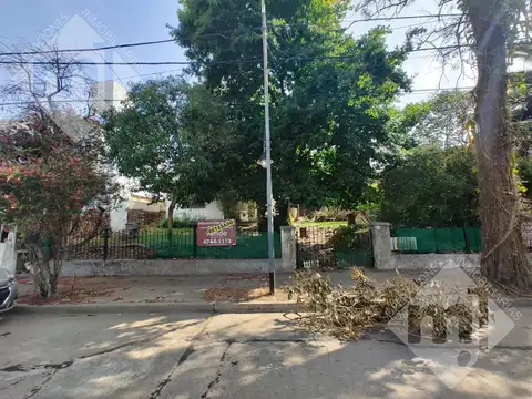 Terreno en Venta 30  mts Fondo