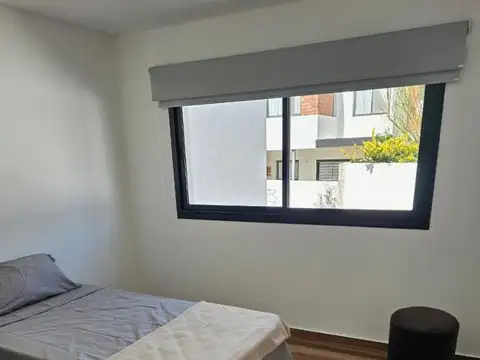 Casa en Alquiler Temporal en Lomas De Manantiales, USD 1.400