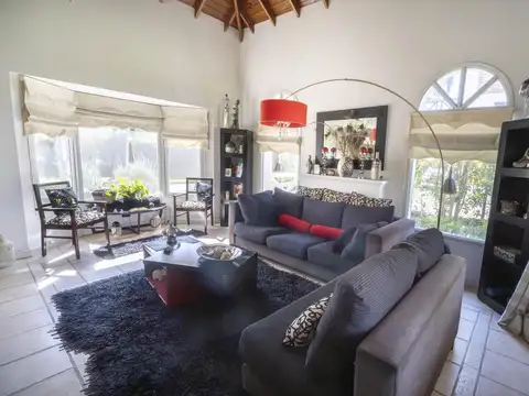 Casa en Venta en Septiembre, USD 335.000