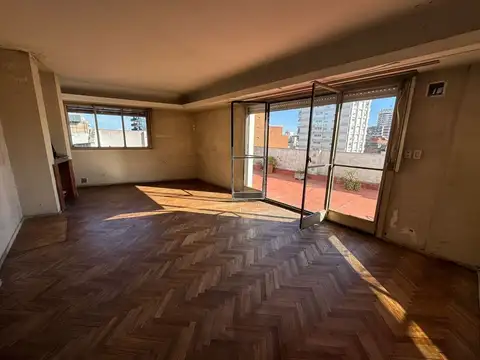 VENTA DEPTO PISO 4 AMBIENTES CON BALCON TERRAZA