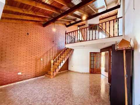 Depto Tipo Casa en Venta de 3 dormitorios