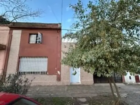 CASA CENTRICA- Sarmiento 163