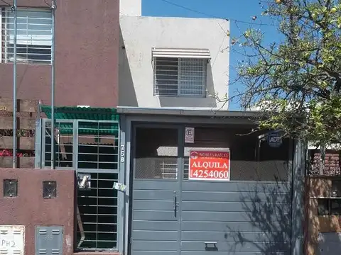 VENDO DÚPLEX 3 DORM. B° JARDÍN
