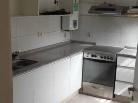 Justiniano Posee 750