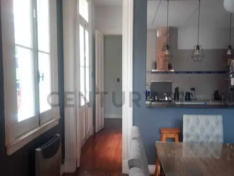 VENTA PH 4 AMBIENTES EN BALVANERA