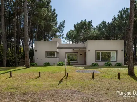 Casa 3 Dormitorios en Venta en Pinamar Zona Norte