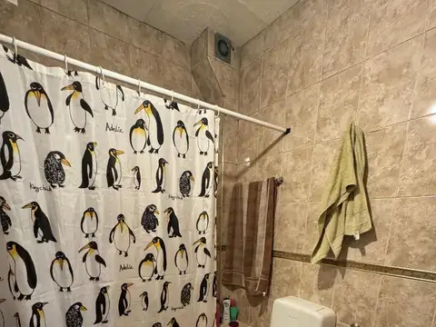 Casa en Venta con 8 cocheras