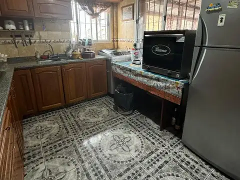 LOCALES Y DEPARTAMENTOS EN VENTA EN BLOCK