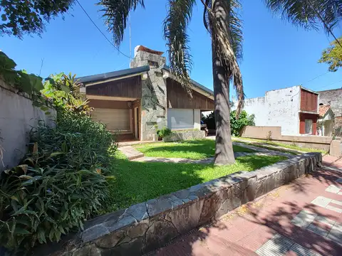 Hipolito Irigoyen 1400