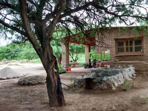VENTA AMPLIO TERRENO CON CASA DE ADOBE NUEVA EN SAN CARLOS