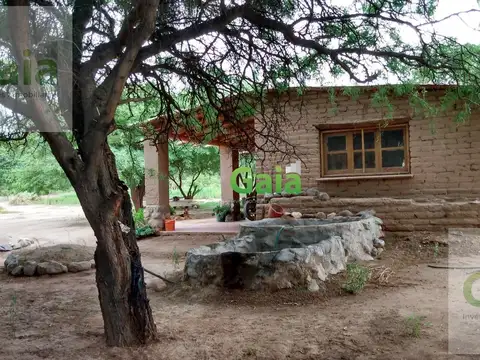 VENTA AMPLIO TERRENO CON CASA DE ADOBE NUEVA EN SAN CARLOS