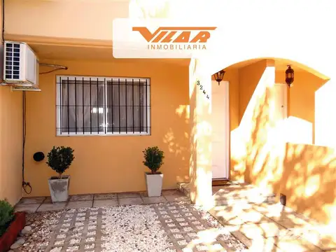 Duplex 4 amb c/ cochera, jardin y SUM  - Villa Martelli