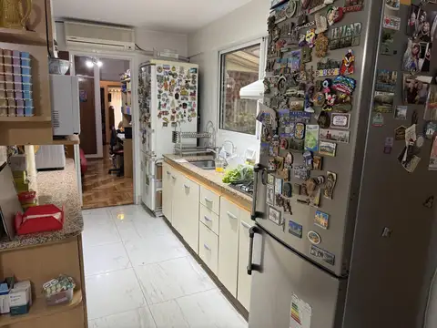 Departamento 4 ambientes con 2 baños